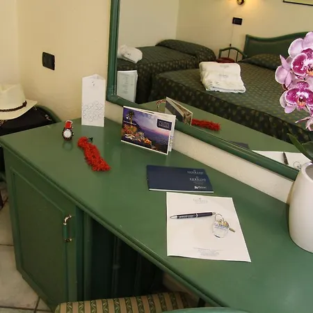 Hotel Sorriso Thermae & 4*