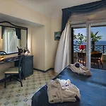 Hotel Sorriso Thermae & 4*