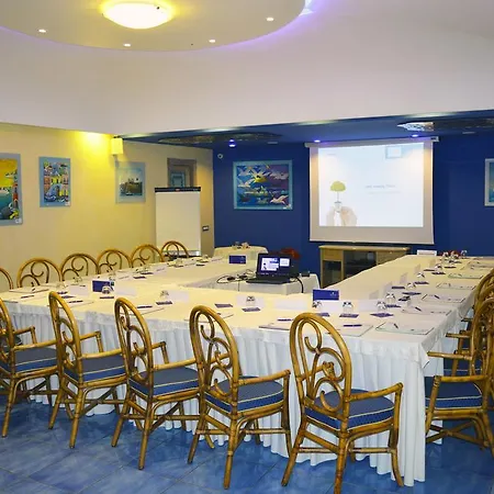 Hotel Sorriso Thermae & 4*